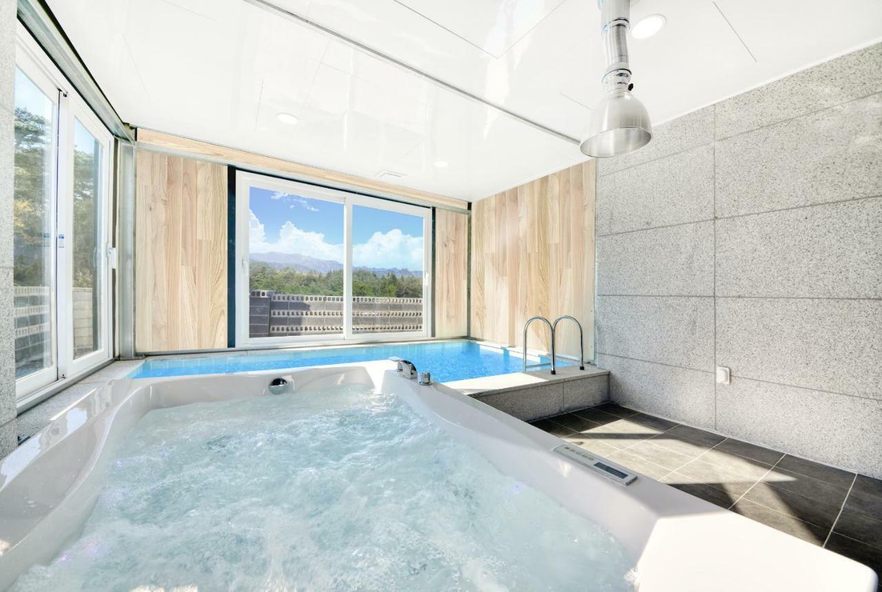 Lasso Pool Villa Sokcho Esterno foto